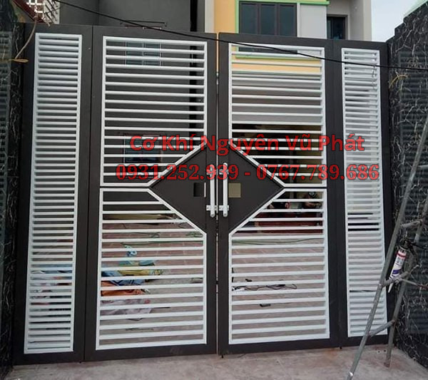 Thi công làm cửa cổng sắt đẹp tại Thuận An
