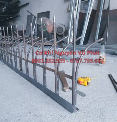 Lắp đặt hàng rào sắt chông sắt tại Tân Bình